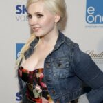 Abigail Breslin Hot