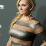 Abigail Breslin Sexy