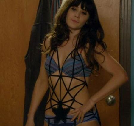 Zooey Deschanel Sexy