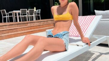 Charli D’Amelio Poolside Bikini Strip Posing Set Leaked