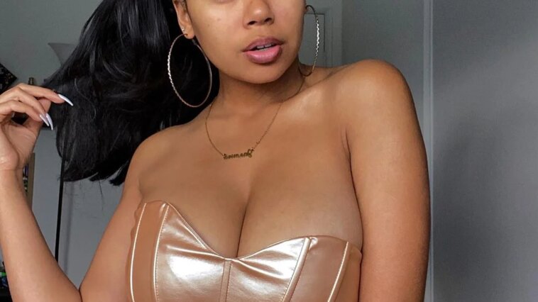 Jennifer Check – Busty Petite Black Girl